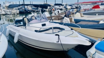 B2 Marine CAP FERRET 572 OPEN usado à venda