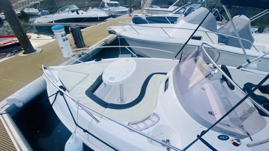 B2 Marine CAP FERRET 572 OPEN usado à venda