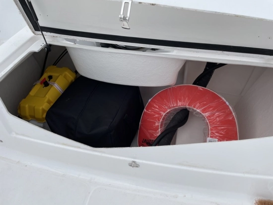 B2 Marine CAP FERRET 572 OPEN usado à venda