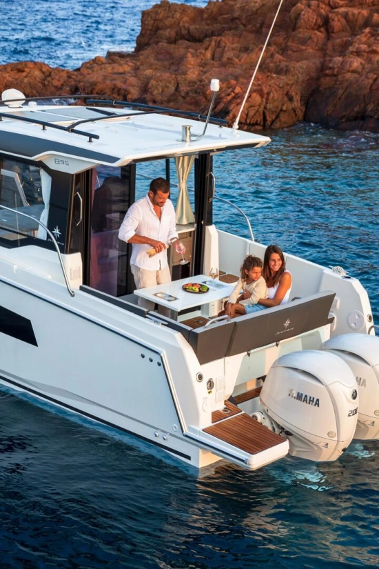Jeanneau Merry Fisher 895 S2 nuova in vendita