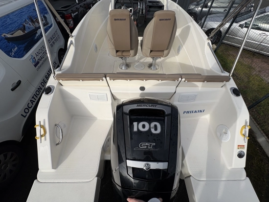 Quicksilver Open Activ 555 de segunda mano en venta