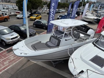 Jeanneau Cap Camarat 7.5 CC 3 nuevo en venta