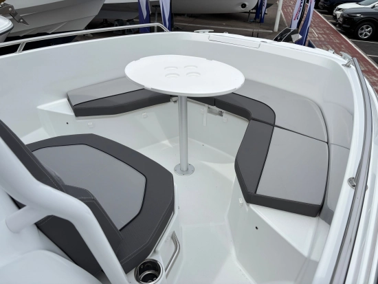 Jeanneau Cap Camarat 7.5 CC 3 nuova in vendita