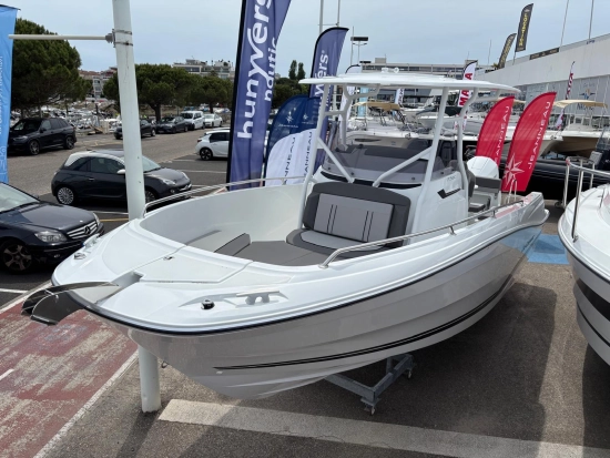 Jeanneau Cap Camarat 7.5 CC 3 nuova in vendita