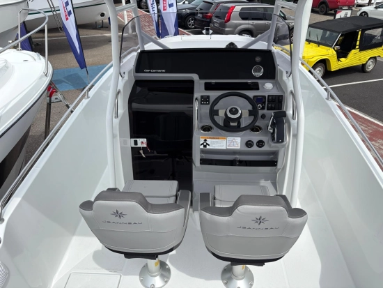 Jeanneau Cap Camarat 7.5 CC 3 nuova in vendita