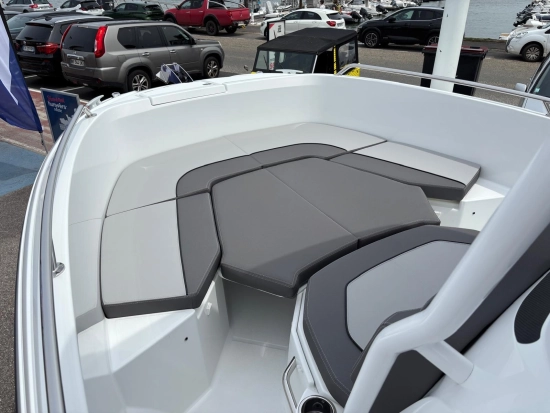 Jeanneau Cap Camarat 7.5 CC 3 nuova in vendita