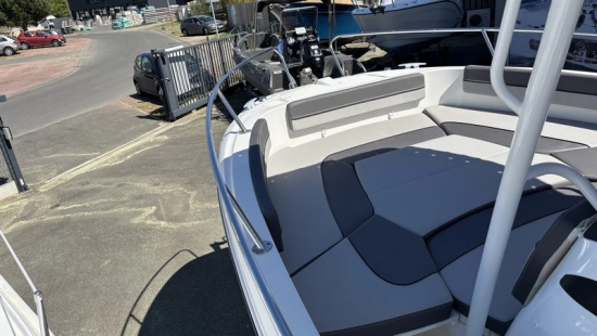 Jeanneau Cap Camarat 6.5 CC 3 usata in vendita