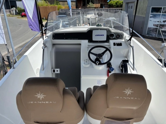 Jeanneau Cap Camarat 7.5 CC usata in vendita