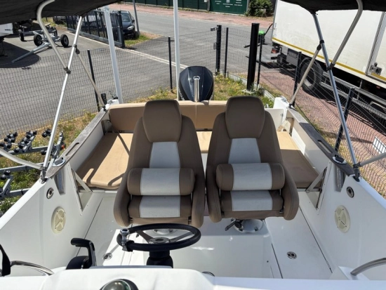 Jeanneau Cap Camarat 7.5 CC usata in vendita
