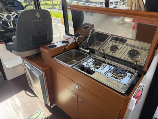 Jeanneau Merry Fisher 895 usata in vendita