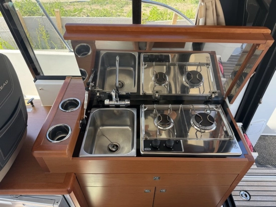Jeanneau Merry Fisher 895 usata in vendita