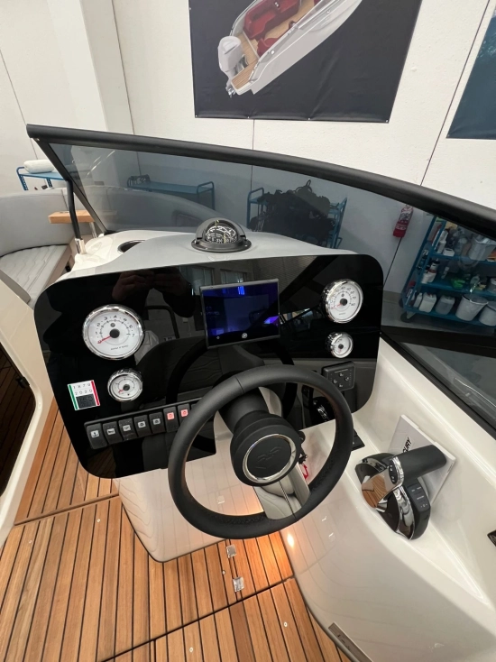 Cranchi E26 Rider nuova in vendita