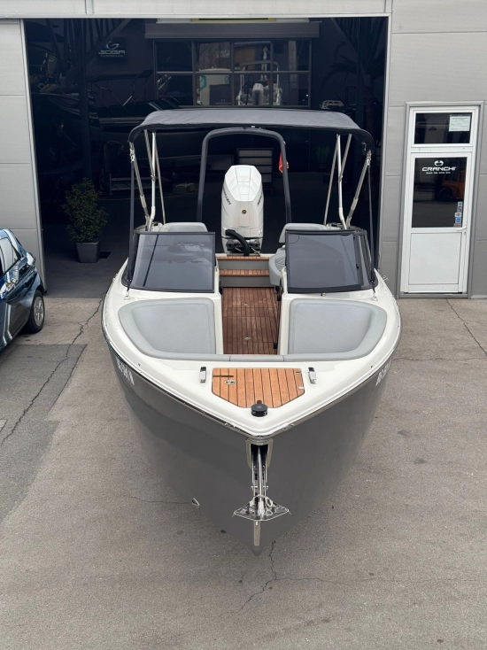 Cranchi E26 Rider nuova in vendita