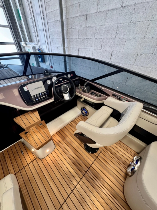 Cranchi E26 Classic nuova in vendita