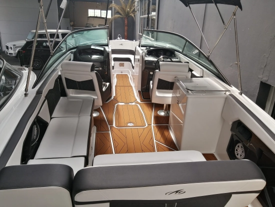 Monterey 258 SS nuova in vendita