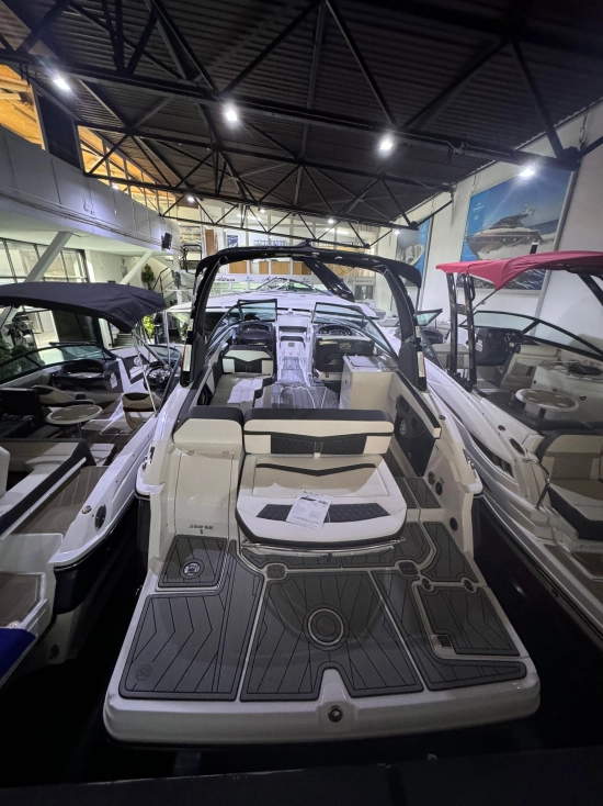 Monterey 258 SS usata in vendita