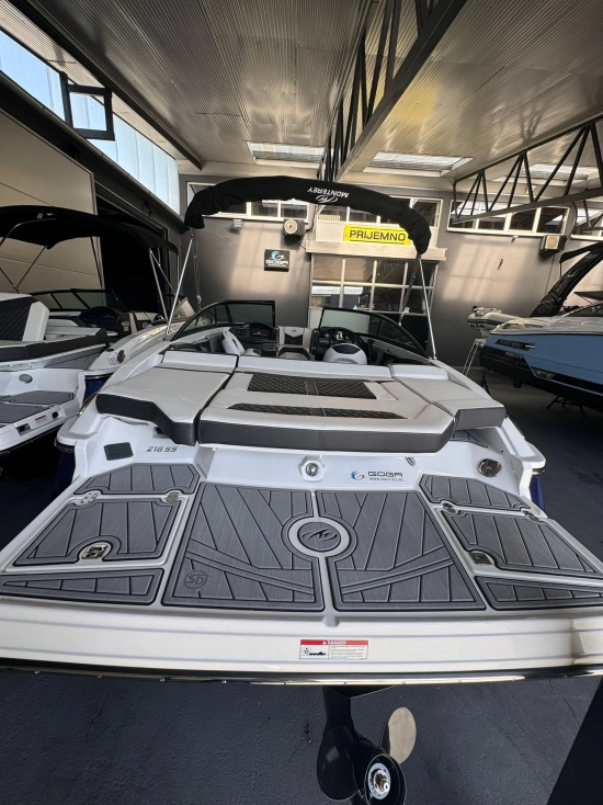Monterey 218 SS nuevo en venta