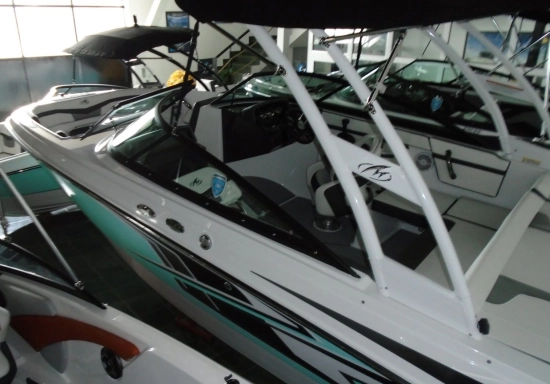 Monterey M 22 novos à venda