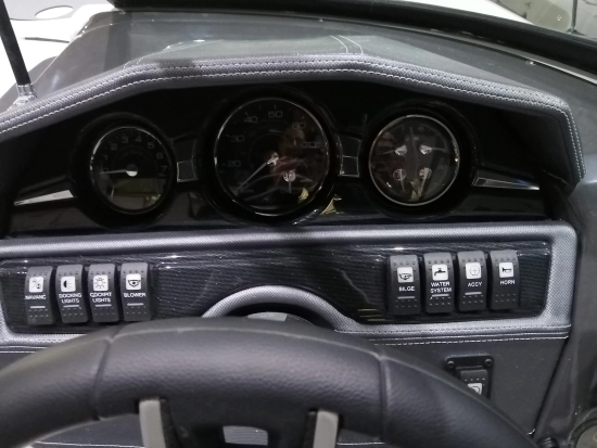 Monterey 224 FS usata in vendita