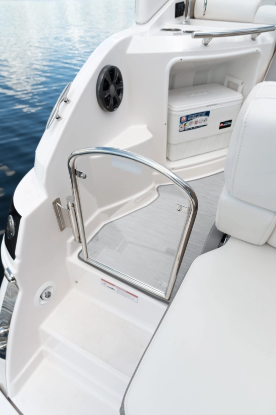 Regal 28 Express usata in vendita