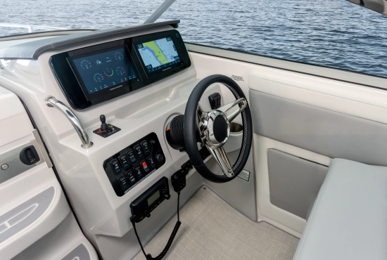 Regal 28 Express usata in vendita