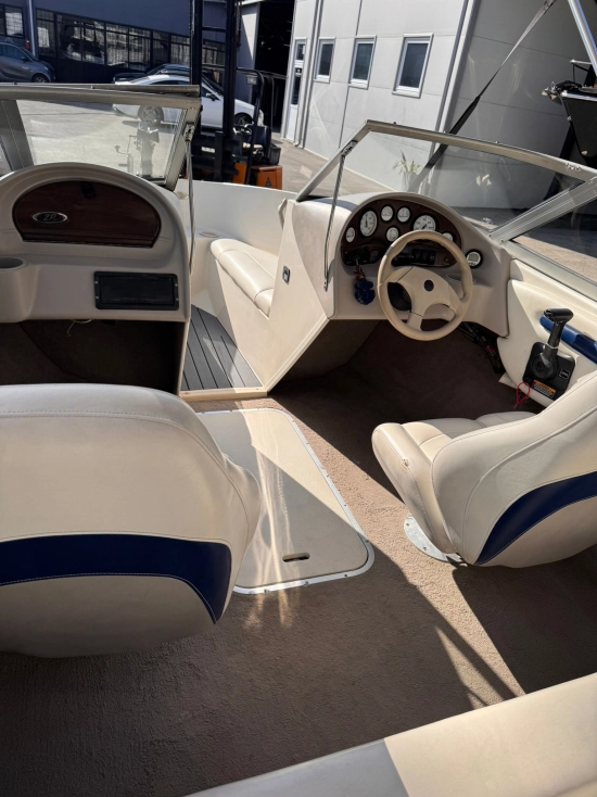 Stingray 180 usata in vendita