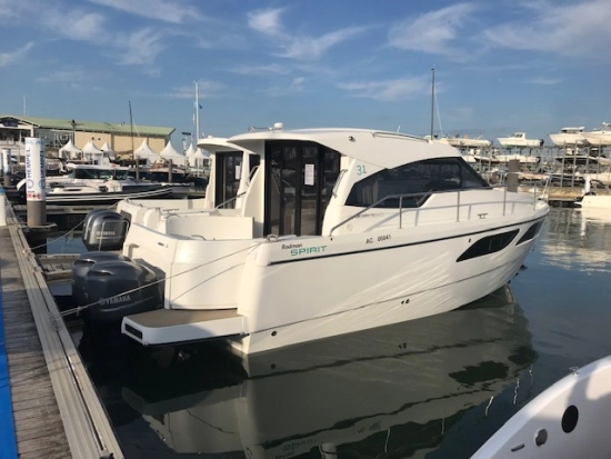 Rodman Spirit 31 Outboard nuevo en venta
