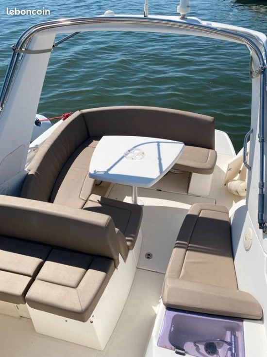 Jeanneau Leader 8 de segunda mano en venta