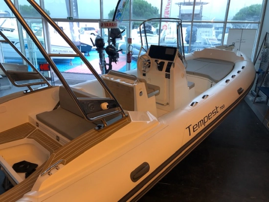 Capelli Tempest 700 novos à venda