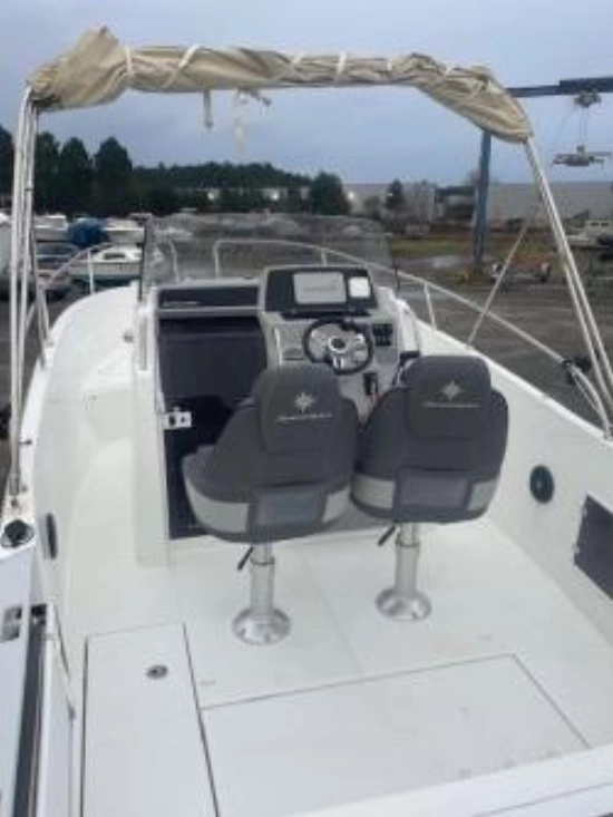 Jeanneau Cap Camarat 7.5 Cc de segunda mano en venta