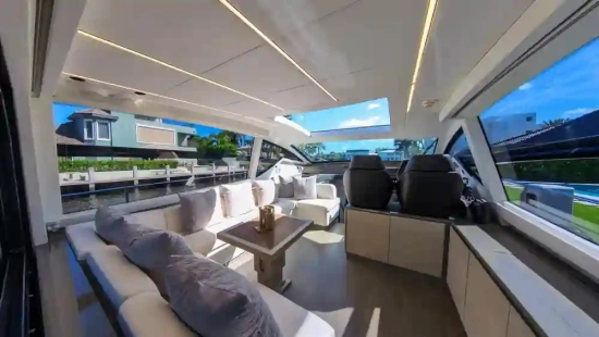 Pershing 62 usata in vendita