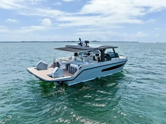 Tesoro Yachts T38 Power Cat usata in vendita