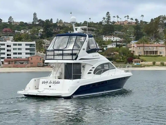 Sea Ray 44 Sedan Bridge usado à venda