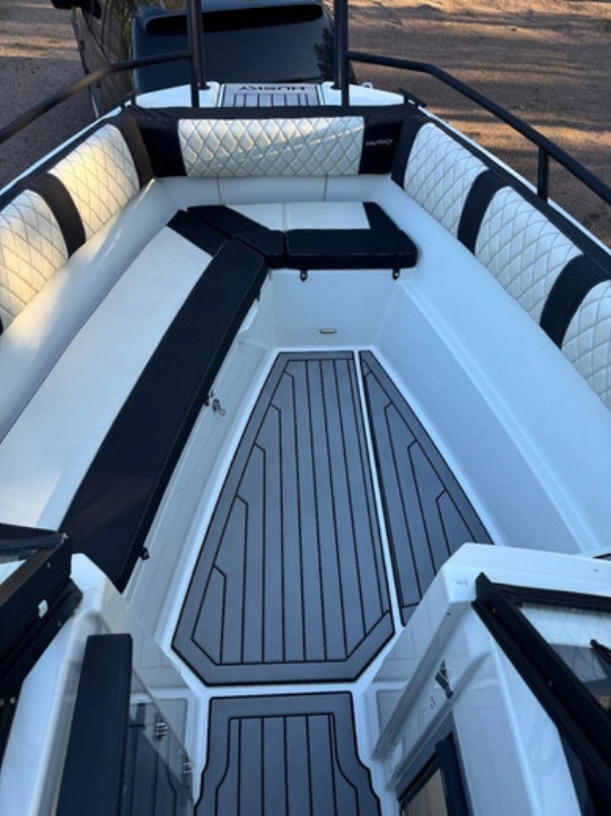 Husky R8s usata in vendita
