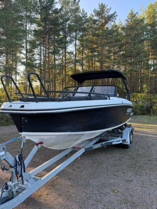Husky R8s usata in vendita