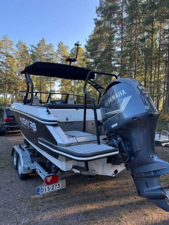 Husky R8s usata in vendita
