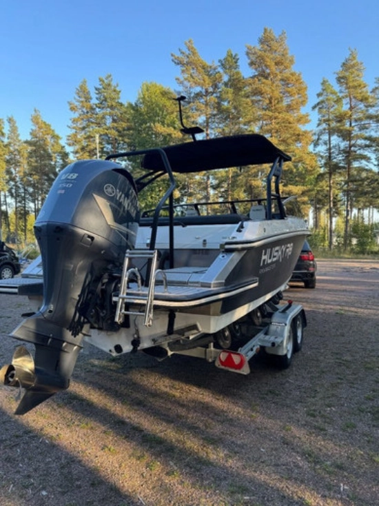 Husky R8s usata in vendita