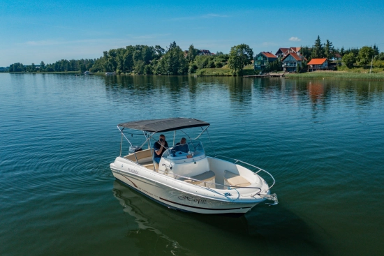 Jeanneau Cap Camarat 635 CC usata in vendita