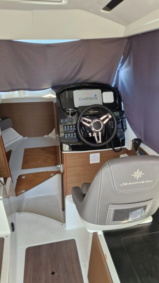 Jeanneau Merry Fisher 795 usata in vendita