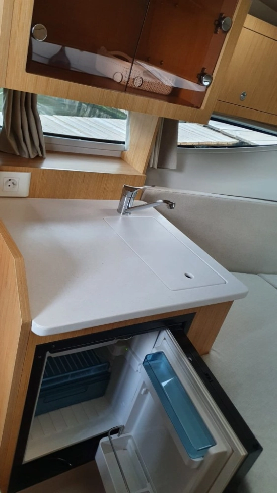 Four Winns V275 usata in vendita