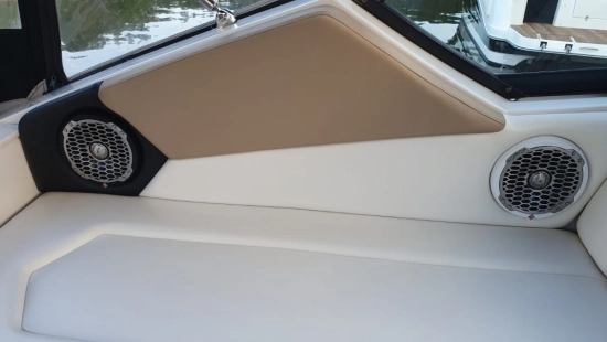 Four Winns V275 usata in vendita