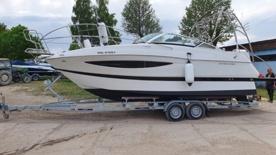 Four Winns V275 usata in vendita