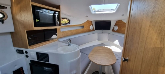 Coral Yacht 750 Sport Cruiser de segunda mano en venta