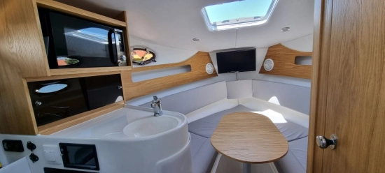 Coral Yacht 750 Sport Cruiser de segunda mano en venta