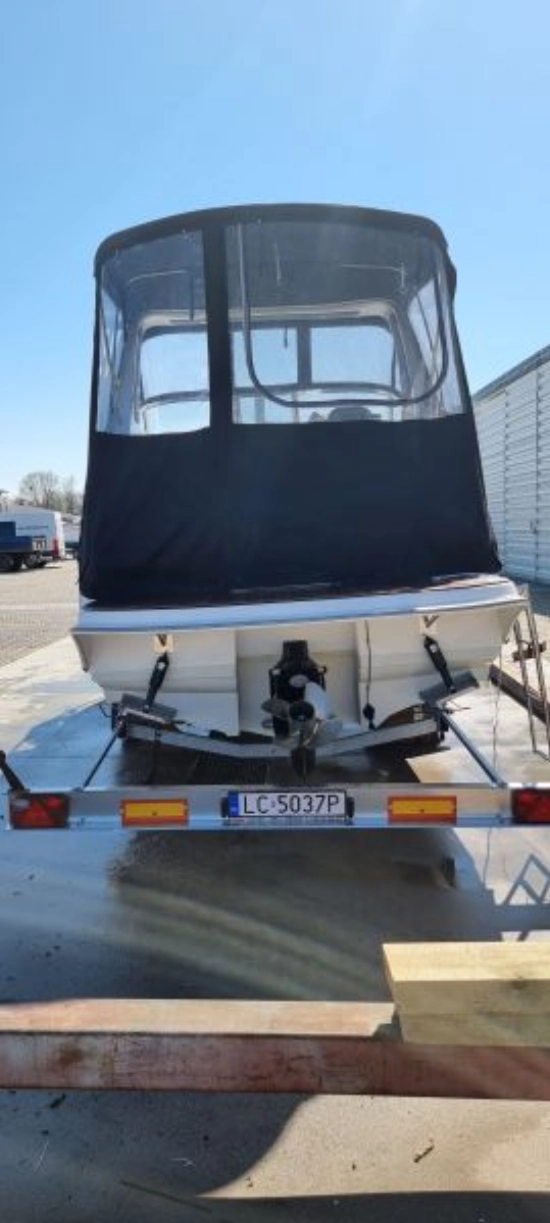 Coral Yacht 750 Sport Cruiser de segunda mano en venta