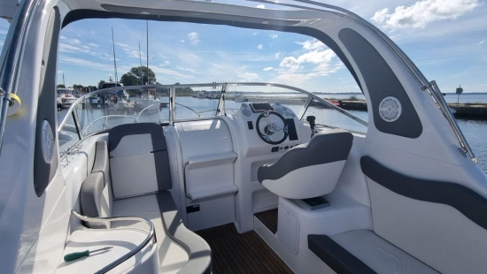 Coral Yacht 750 Sport Cruiser de segunda mano en venta
