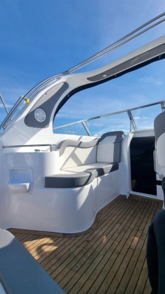 Coral Yacht 750 Sport Cruiser de segunda mano en venta