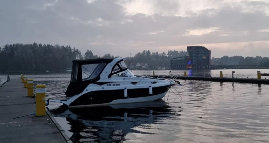 Coral Yacht 750 Sport Cruiser de segunda mano en venta