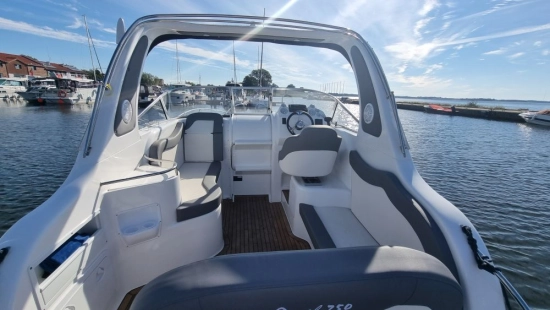 Coral Yacht 750 Sport Cruiser de segunda mano en venta
