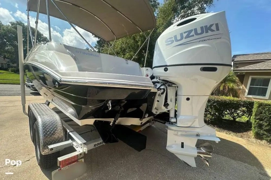 Chaparral 230 Suncoast Deluxe nuova in vendita